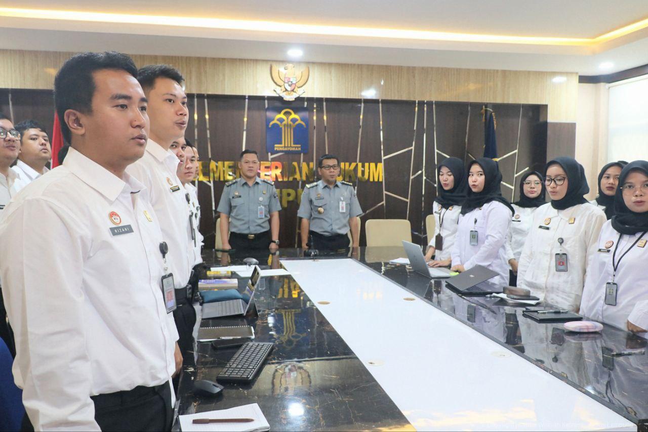 photo 6273896327314262826 y