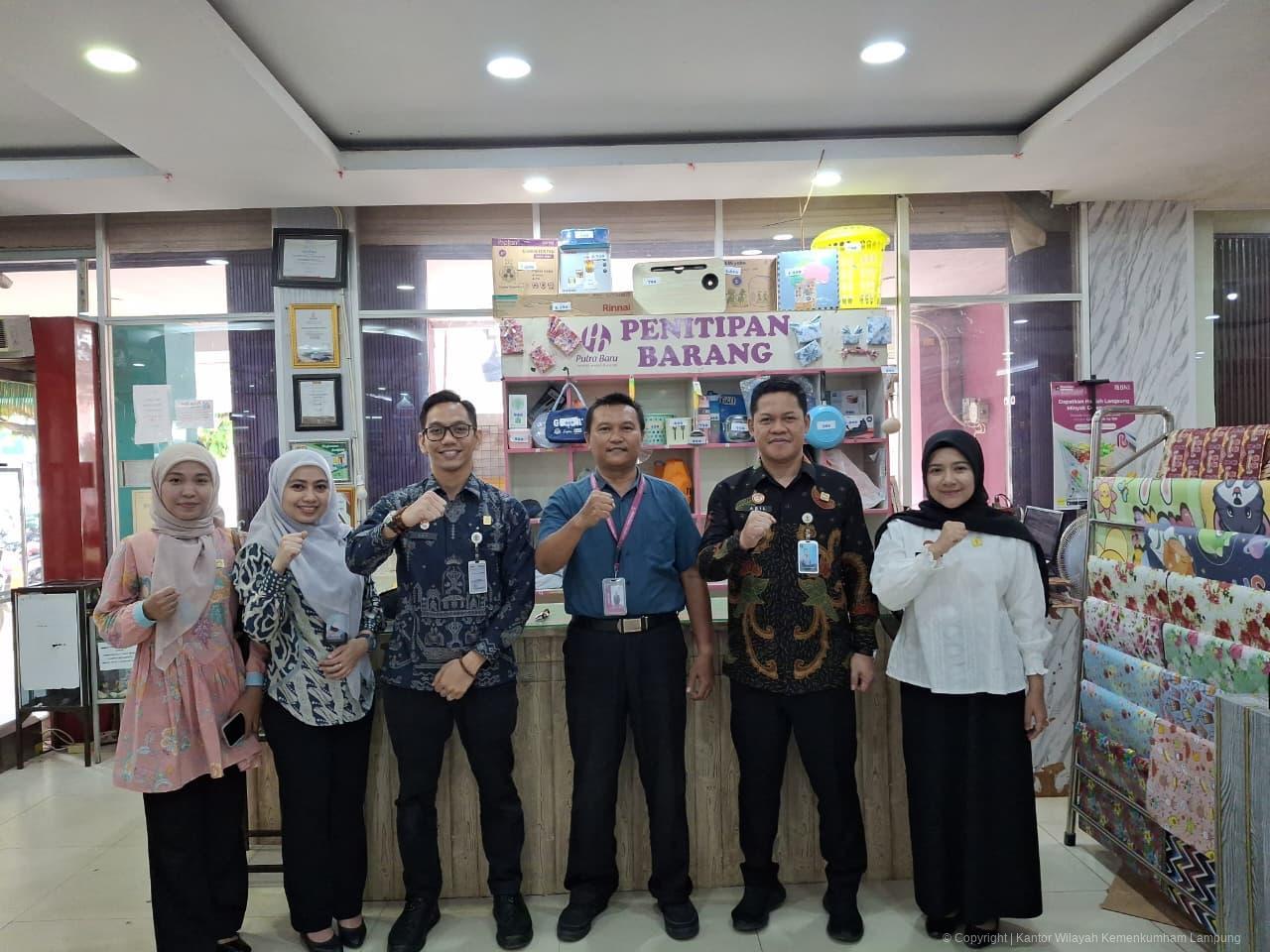 Perkuat Perlindungan KI, Kanwil Kemenkum Lampung Laksanakan Pengawasan, Pemantauan, dan Sertifikasi di Pusat Perbelanjaan Kota Metro