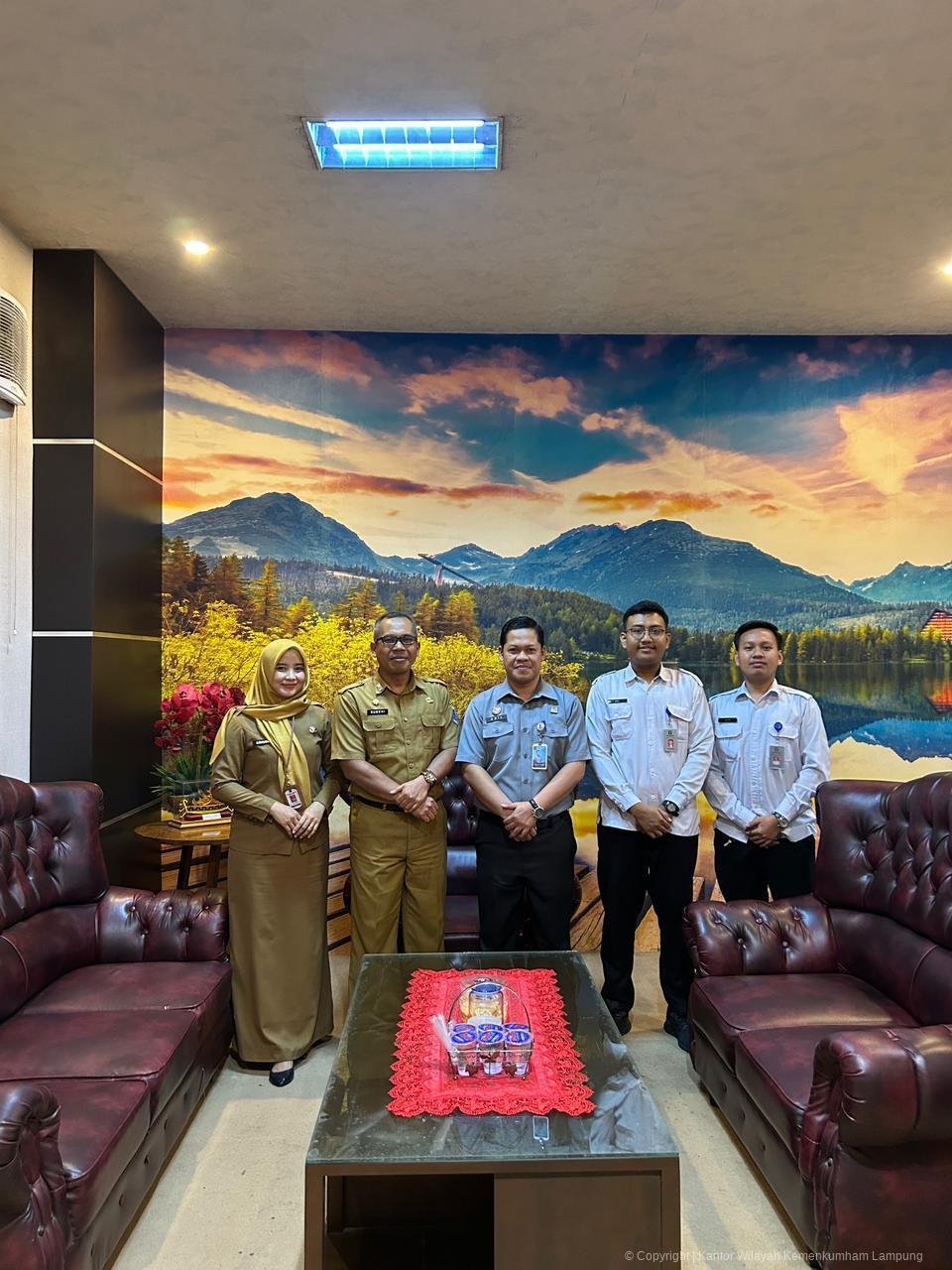 Lindungi Warisan Budaya Daerah, Kantor Wilayah Kementerian Hukum Lampung dan Disporaparekraf Kota Metro Gelar Sosialisasi & Pendampingan Pencatatan Kekayaan Intelektual Komunal.